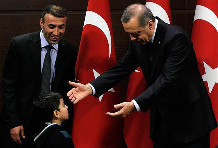 Suriyeli çocuk Erdoğan'ı duygulandırdı