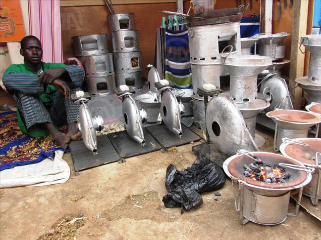 Cameroun : la lutte contre la déforestation passe par la cuisine