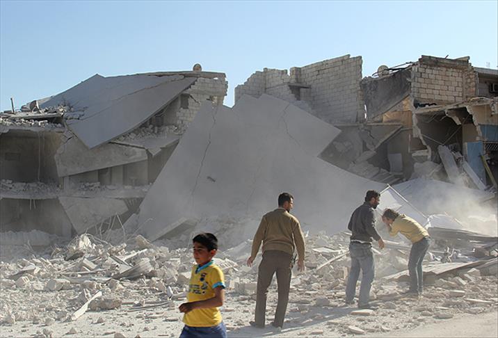 Suriye'de varil bombalı saldırı: 20 ölü
