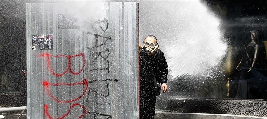 İstanbul ve Ankara'da göstericilere müdahale