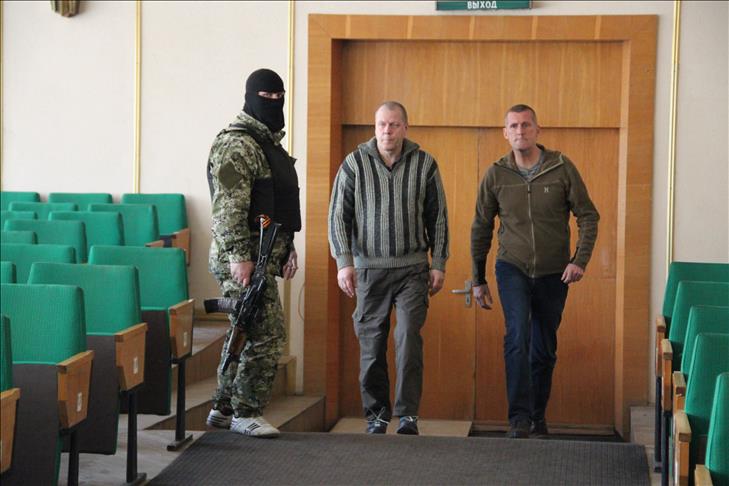 European observers kidnapped in Ukraine freed