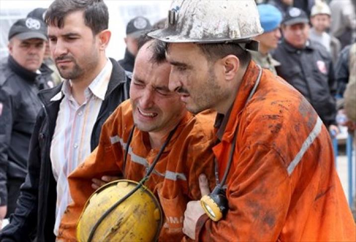Turkey 'losing hope of rescuing more' in mine fire