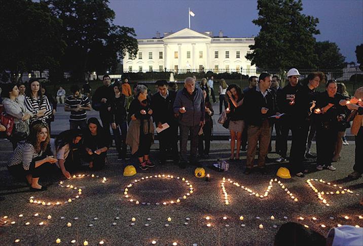 Soma’da hayatını kaybedenler için Beyaz Saray önünde anma