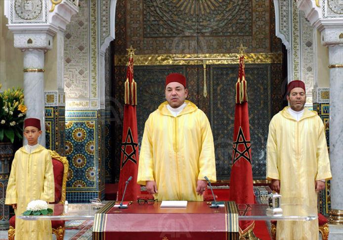 Première visite de Mohamed VI à Tunis, depuis la révolution