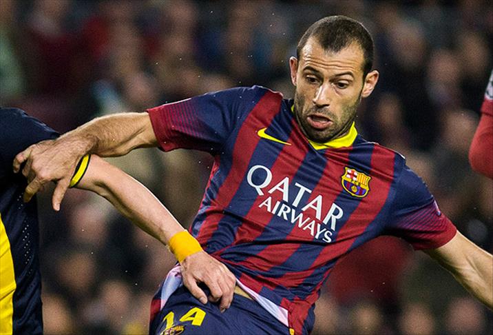 Mascherano Barcelona'da kaldı
