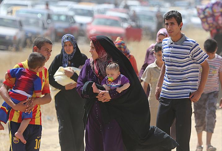 Musul'dan kaçan 150 bin kişi Erbil ve Duhok'a yöneldi