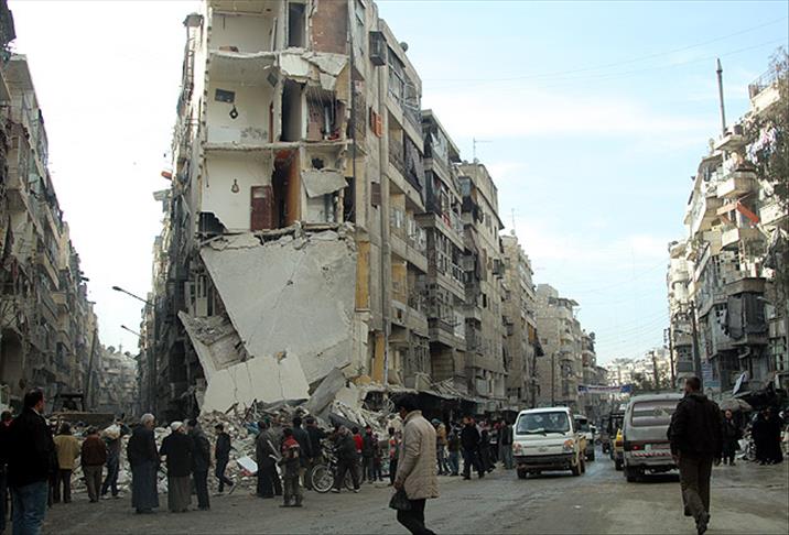 Hama'da bomba yüklü araç infilak etti: 34 ölü