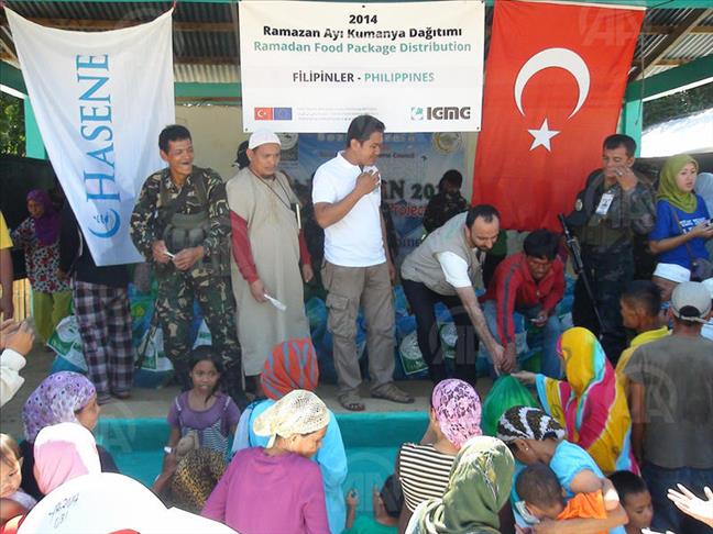 Turkish NGO donates to Philippines' south for Ramadan
