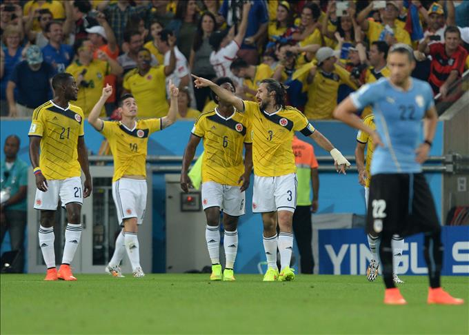 Colombia off to quarter finals after beating Uruguay