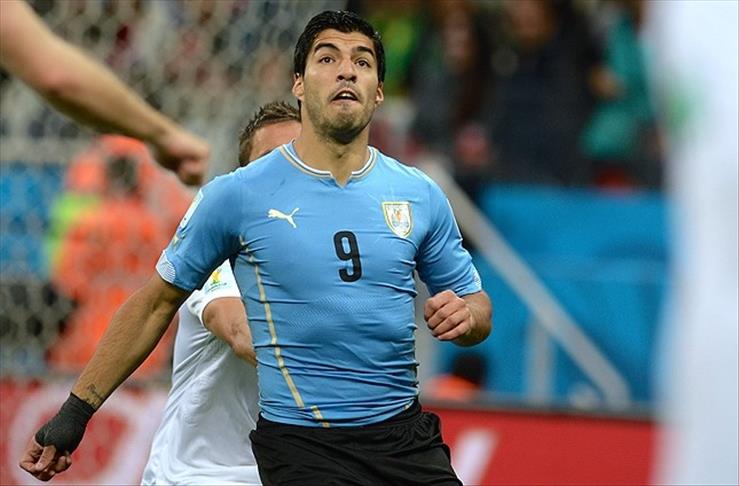 Uruguayan president calls FIFA ban of Suarez 'fascist'