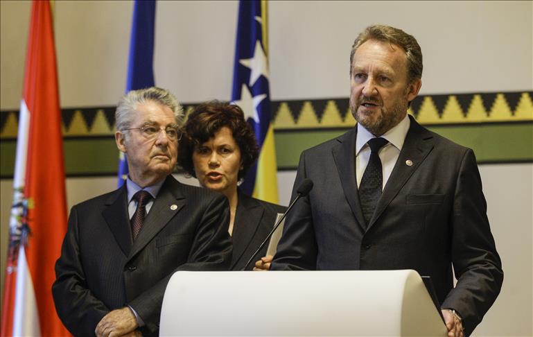 Izetbegovic to re-run in Bosnian presidential election