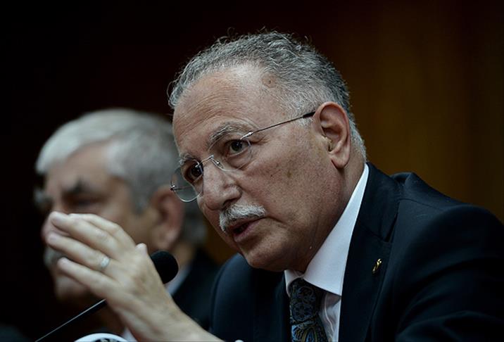 Ekmeleddin İhsanoğlu DİSK'i ziyaret etti