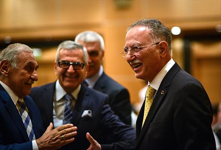 Siyasetçilerden İhsanoğlu'na destek