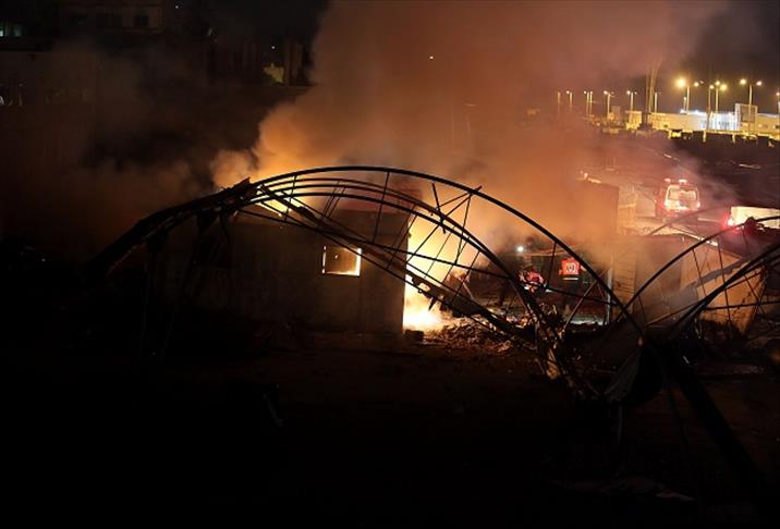 Gazze Şeridi'ne yeni 60'dan fazla füze ve bomba atıldı