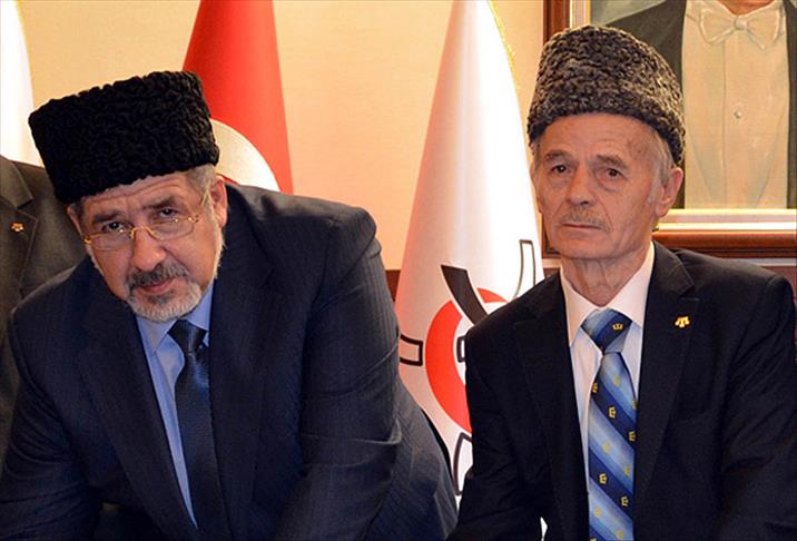 Kırım Tatar liderleri Rusya'ya direniyor