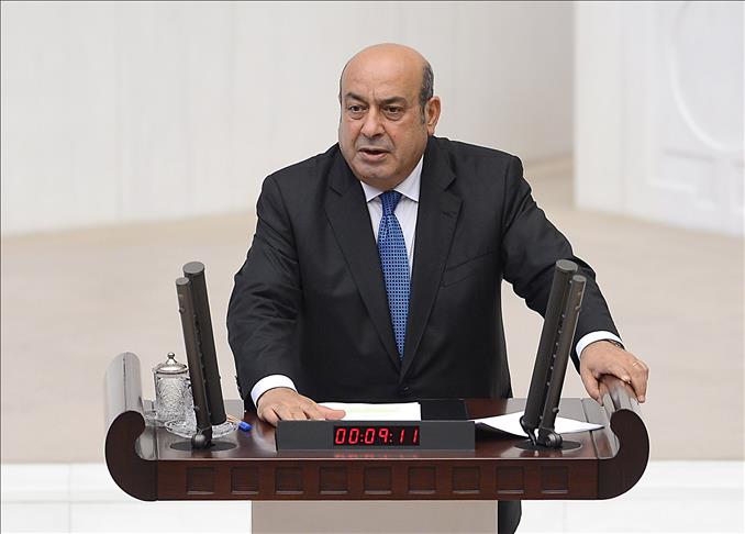Turkish gov. should make stand on ISIL: Kurdish MP
