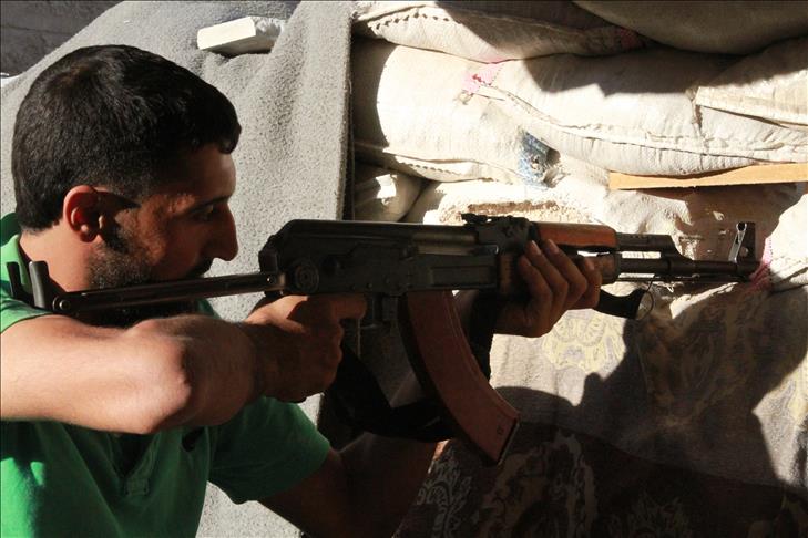 Syrian army 'kills regime soldiers in Syria's Hama'