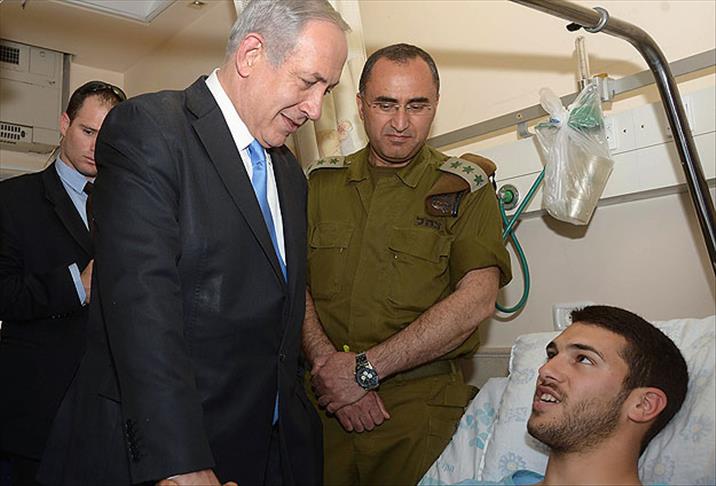 Netanyahu'dan yaralı askerlere ziyaret