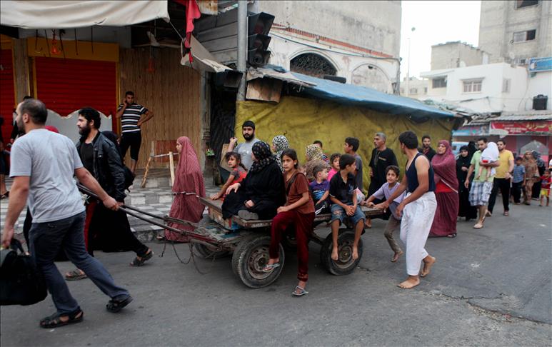 Israel blocking Shujaya evacuation: Official