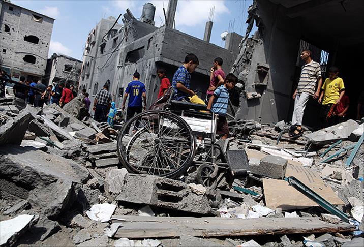 Gazze'de hayatını kaybedenlerin sayısı 745'e yükseldi