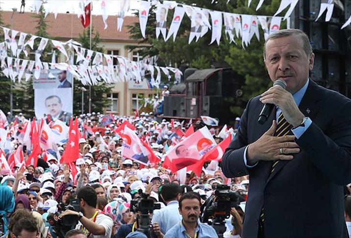 Erdogan: Both Islamophobia and anti-semitism are crimes