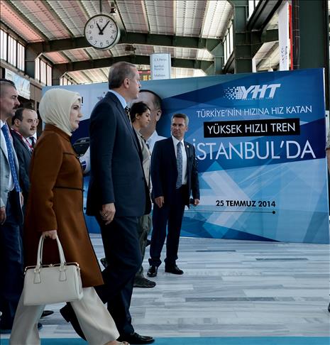 High speed train opens between Turkey's biggest cities