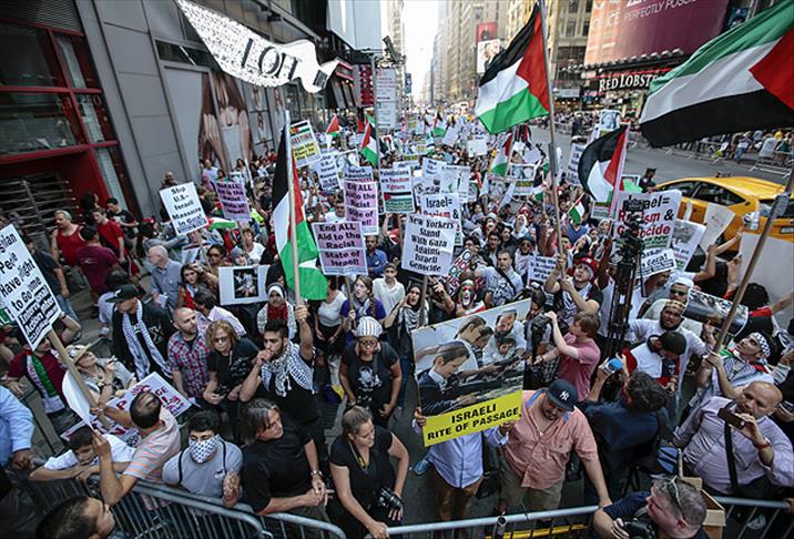 İsrail'in Gazze'ye saldırıları New York'ta protesto edildi