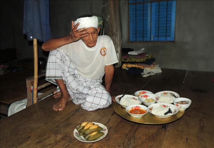 Cambodia's minority Muslims celebrate end of Ramadan