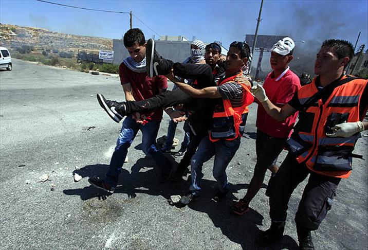 Batı Şeria'daki protestolarda iki Filistinli öldü