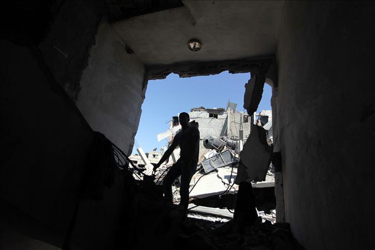 Israel bombs Gaza's Islamic University building