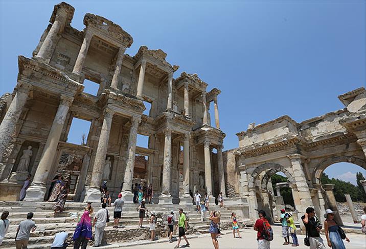 Efes 4 milyon lira gelir getirdi