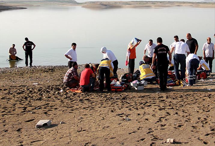Malatya'da baraj gölüne giren 4 çocuk boğuldu