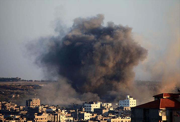 Gazze'de ölenlerin sayısı 2072'ye yükseldi