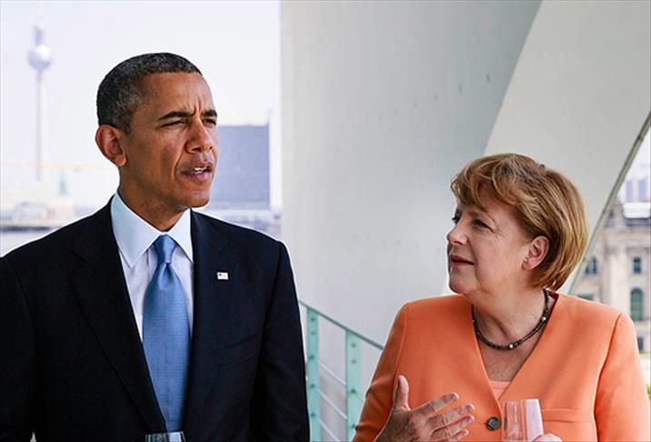 Obama, Merkel ile Ukrayna'yı görüştü