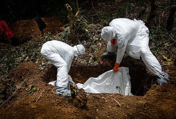 Anadolu Agency enters Ebola zone in Sierra Leone
