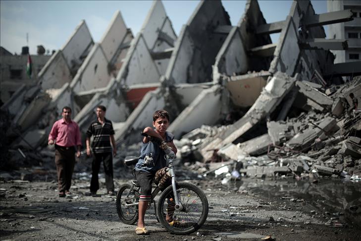 Following truce, Gazans glimpse normal life