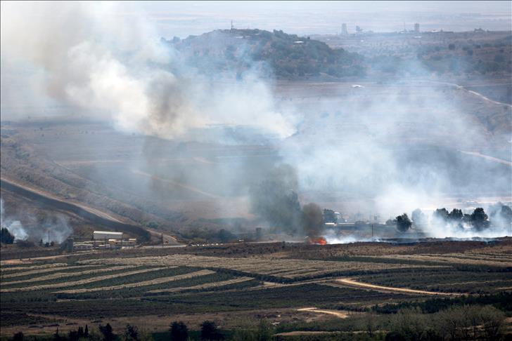 Israel fires on Syria army posts after mortar attack