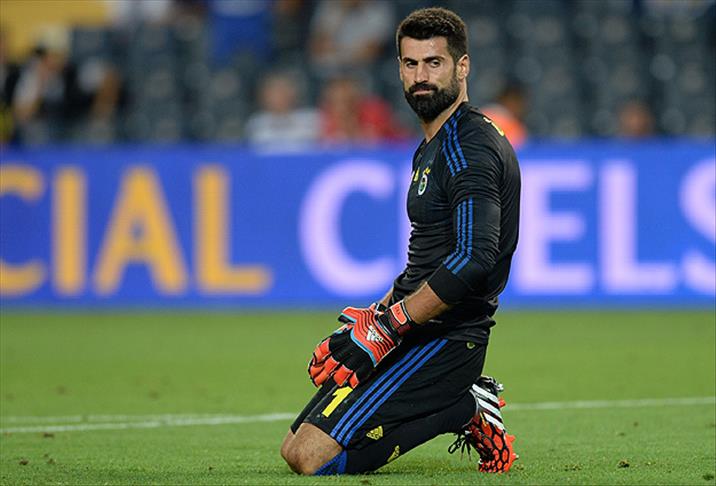 Volkan'a 3 maç ceza