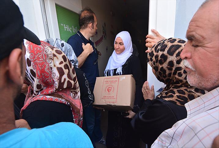 Suriyeli Türkmenlere gıda yardımı