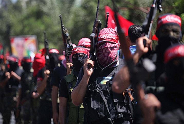 Filistin direniş grupları zafer gösterisi düzenledi