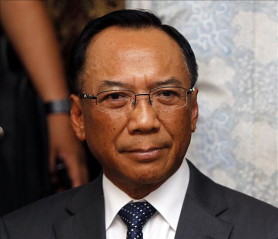 Indonesian minister suspected of corruption resigns