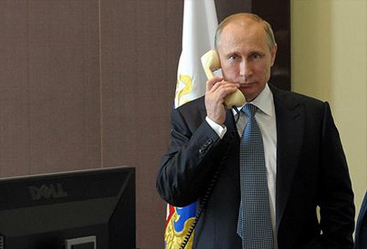 Poroşenko Putin ile telefonda görüştü