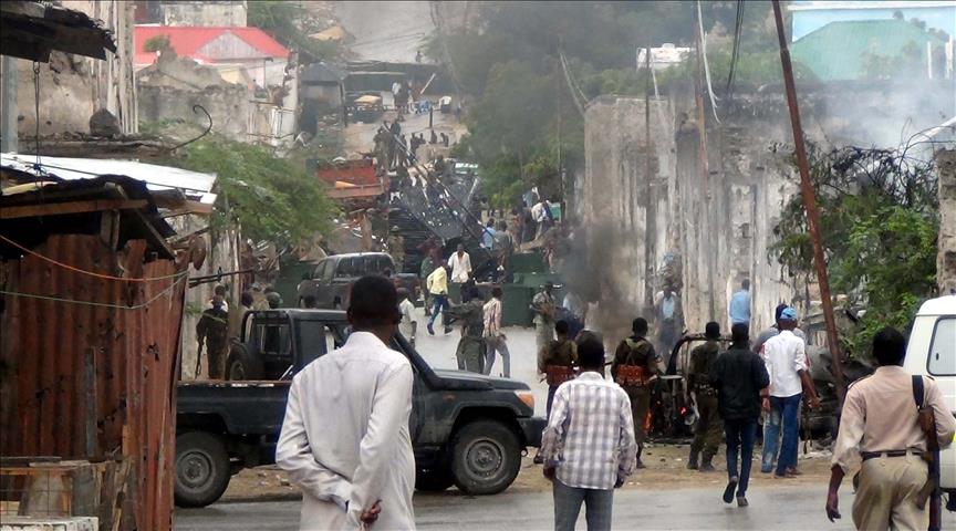 25 killed in Mogadishu suicide bombing