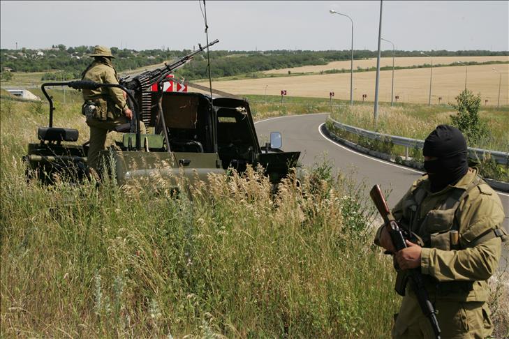 Ukraine rebels stick to independence bid despite truce