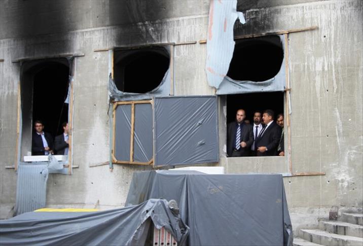 Özoğuz dernek temsilcileriyle görüştü