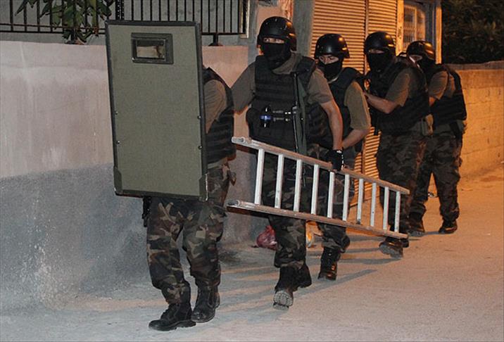 Adana'da 1750 polisle uyuşturucu operasyonu