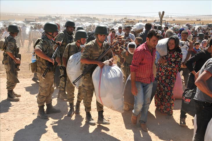 Syrians are entering Turkey via registration center