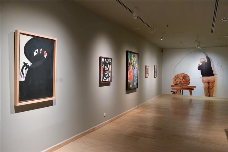 Istanbul hosts Catalan master Miro exhibition