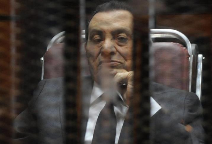 Egypt court adjourns verdict in Mubarak trial to November