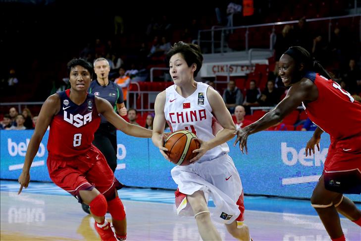 Women's basketball: Favorites USA dominate China